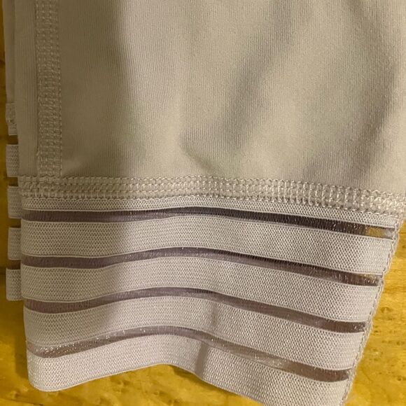 Yogalicious, activewear, leggings, excellent condition, light pink, XS - Picture 2 of 3